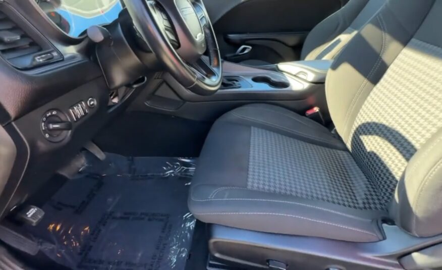 2023 Dodge Challenger SXT