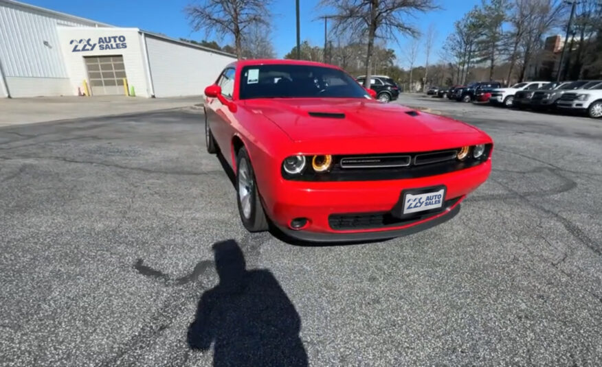2023 Dodge Challenger SXT