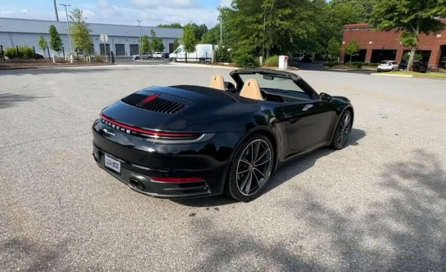 2022 Porsche 911 CARRERA