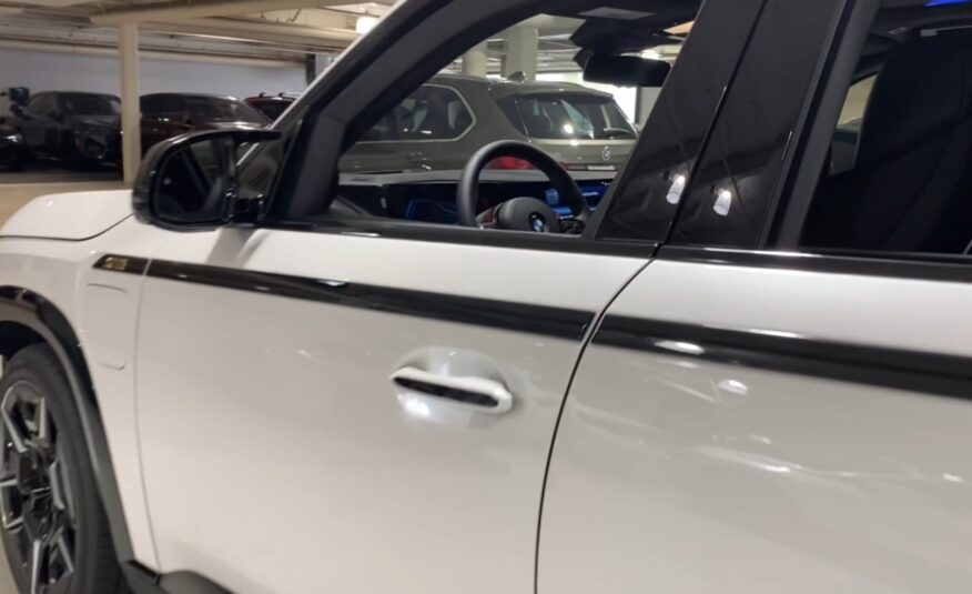 2023 BMW XM