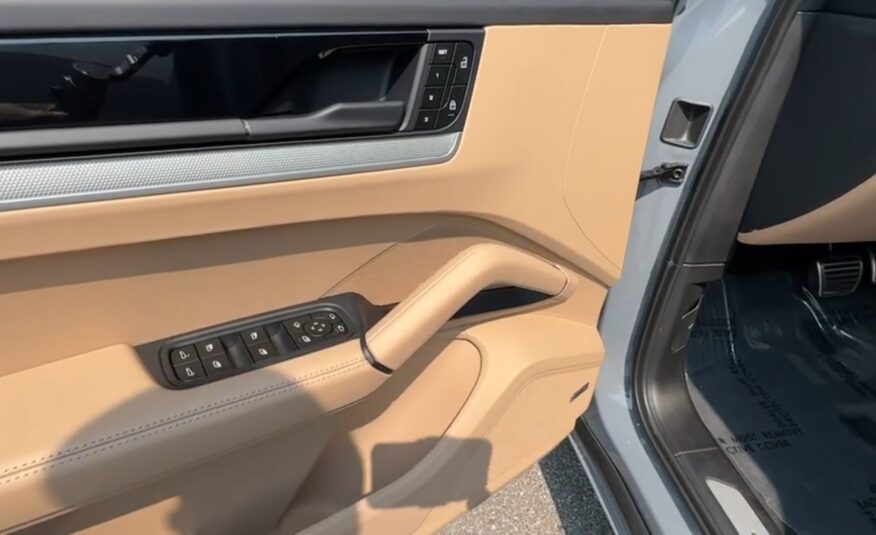2024 Porsche Cayenne Coupe S