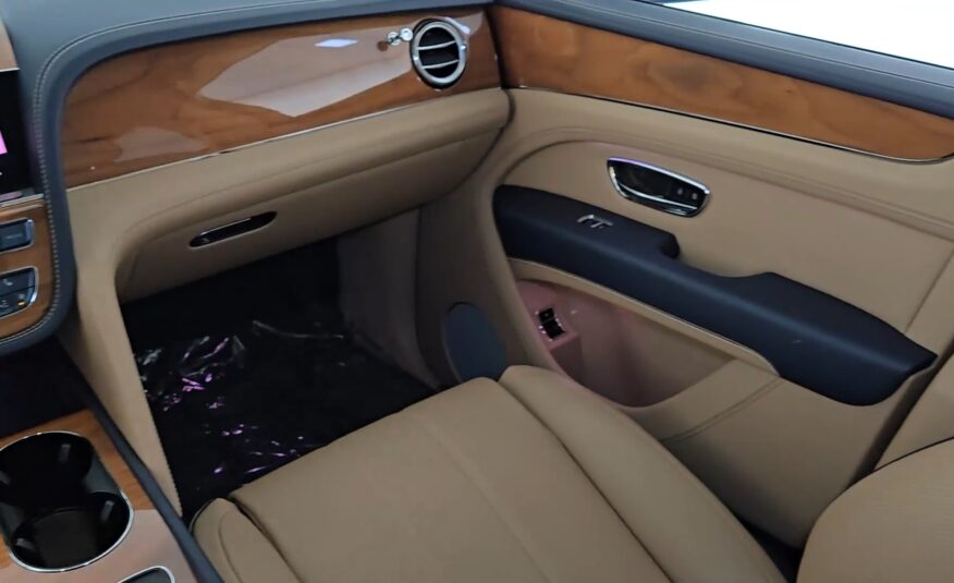 2022 Bentley Bentayga V8