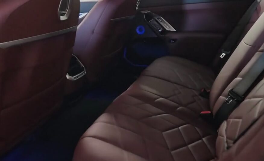 2025 BMW 7 Series 760i xDrive