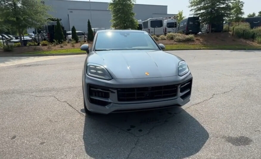 2024 Porsche Cayenne Coupe S