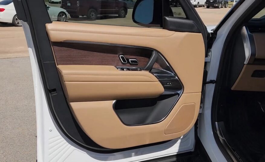 2024 Land Rover Range Rover SE